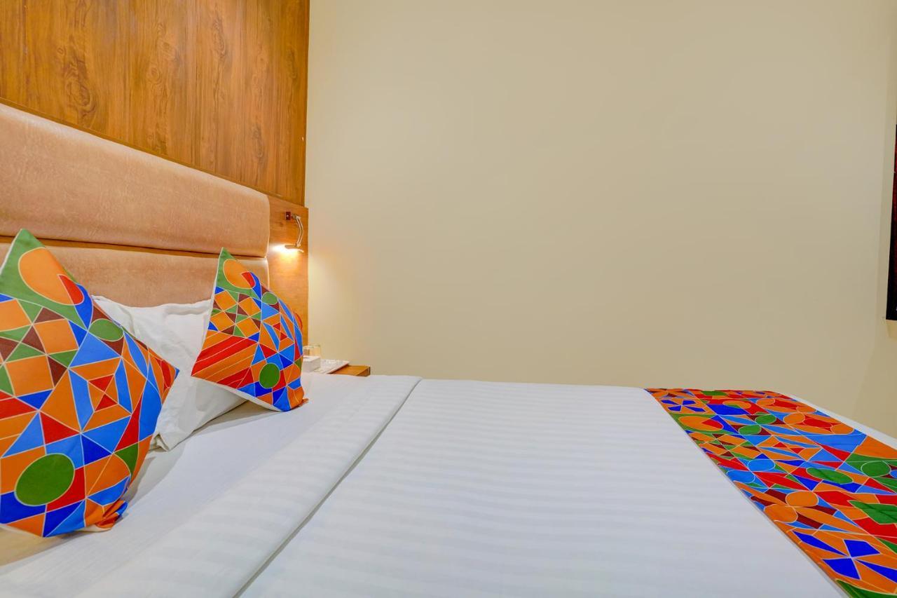 Fabexpress Colaba Grand Otel Mumbai Dış mekan fotoğraf
